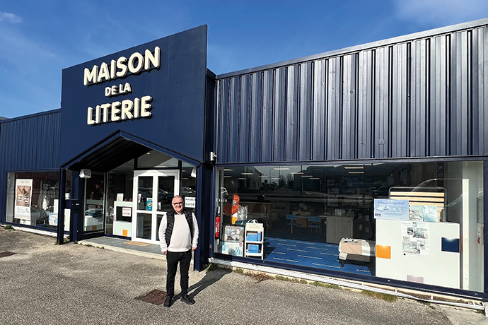 Cyril Meunier : une double réussite professionnelle en cuisine équipée et literie 