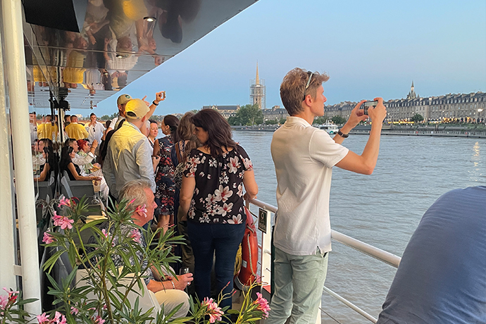 Discac a célébré ses 35 ans, en séduisant avec une inédite et encore secrète collection…