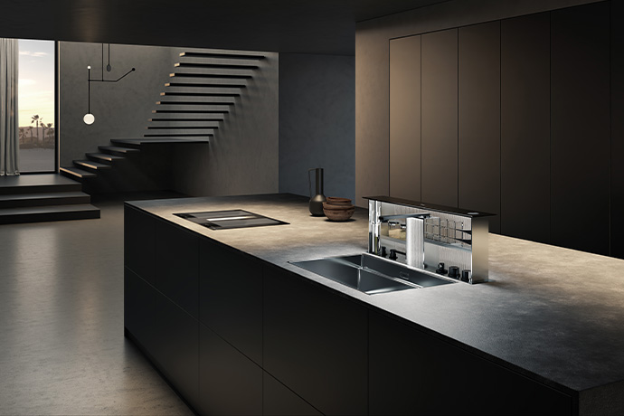 Franke célèbre le maître d’air Roblin à Paris avec un éclat de Supernova