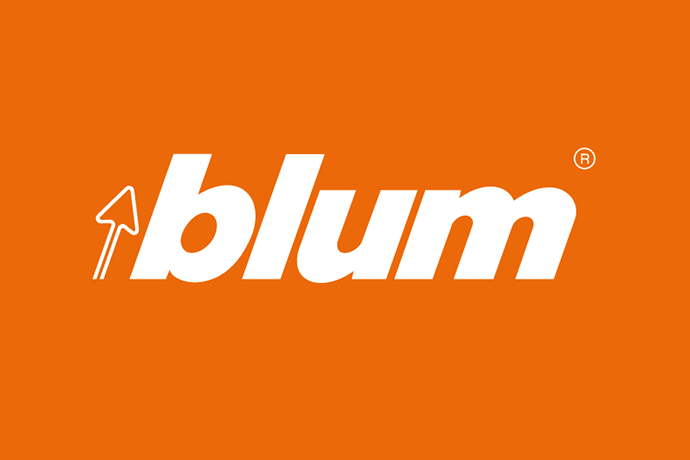Les clients de Blum financent 3.333 opérations des yeux