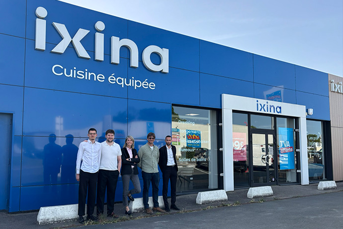 De directrice générale à franchisée : Elodie Coutand reste dans la famille ixina