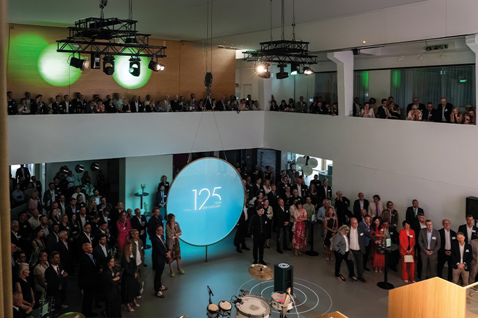 Hansgrohe : il était une fois, il y a 125 ans, un pionnier de la salle de bains