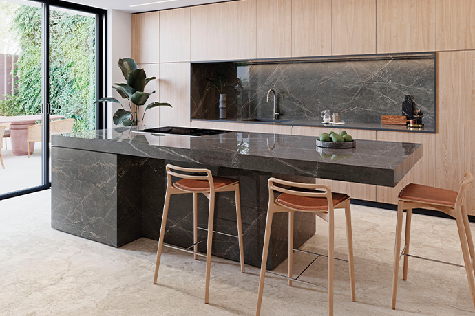 Venux transforme la pierre frittée en luxe accessible