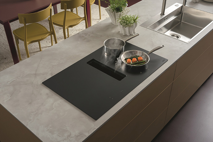 Franke dévoile ses tables aspirantes 2gether pour une cuisine plus fluide