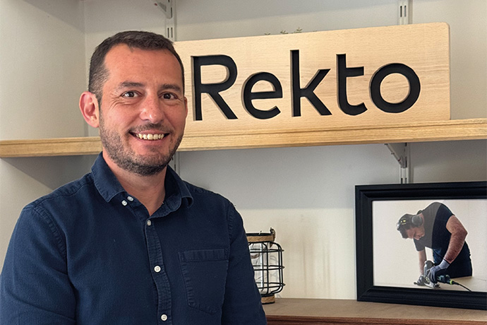 Rekto : <em>« La pose de cuisine est un métier de passion »</em>