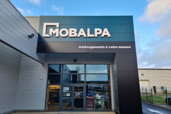Deux ouvertures pour Mobalpa