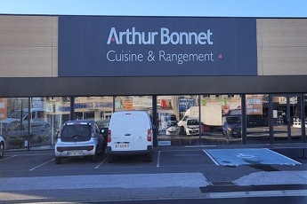 Deux nouveaux magasins pour Arthur Bonnet