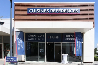 Cuisines Références poursuit sa croissance et prépare un nouveau concept de magasin